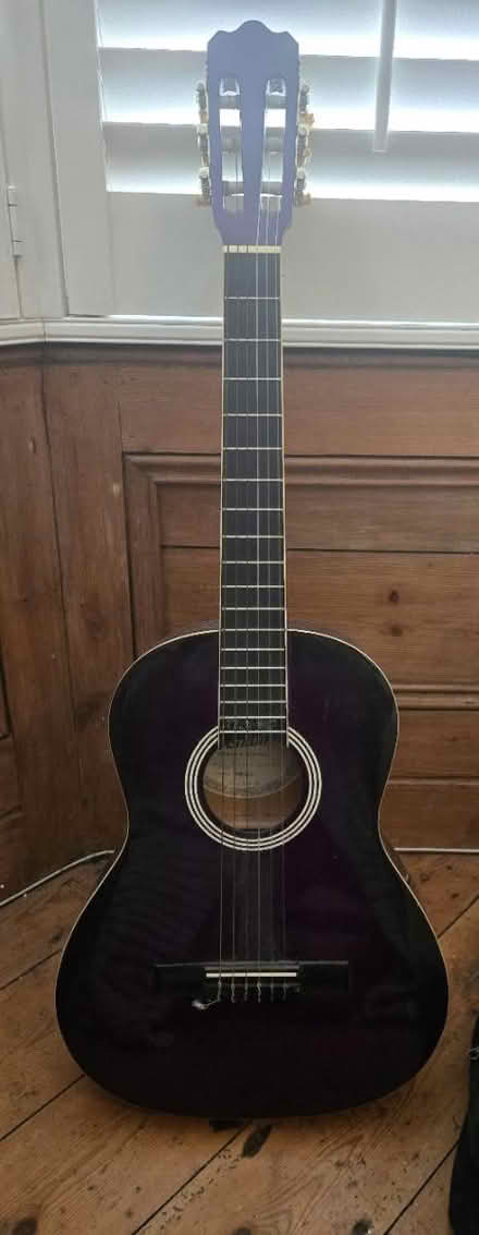 Photo of free 3/4 Classical guitar (Finchley N12) #1