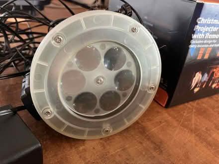 Photo of free holiday light projector for parts (Fremont-Sundale/28 Palms) #1