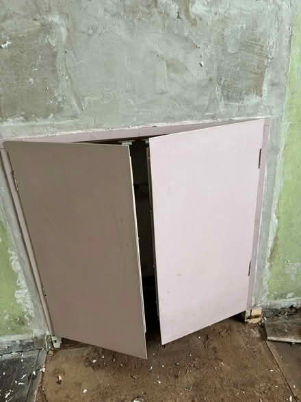 Photo of free Cupboard doors (Chelsfield BR6) #1