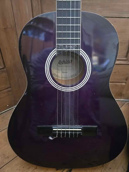 Photo of free 3/4 Classical guitar (Finchley N12) #2