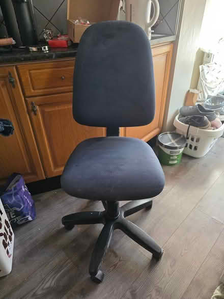 Photo of free Computer / desk chair (Woodseats Sheffield) #1