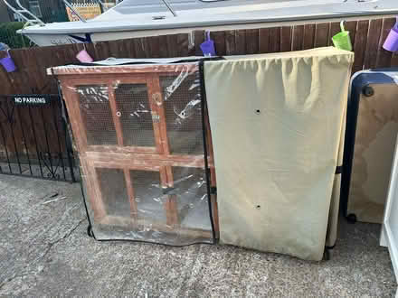 Photo of free Heated animal hutch (Se96nz SE9) #1