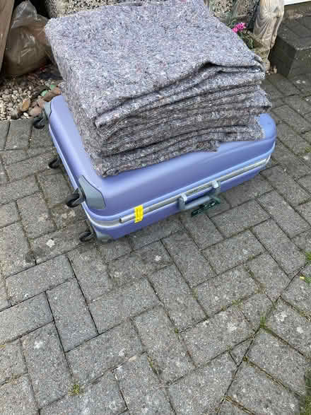 Photo of free Moving blankets 5 off (Edinburgh, EH28) #1