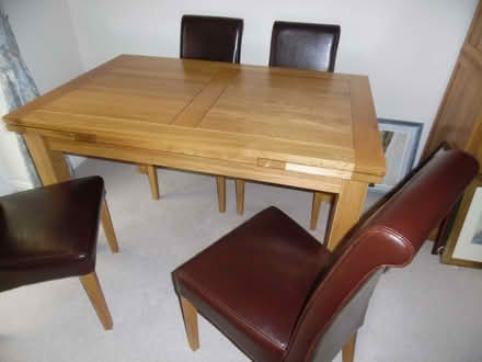 Photo of free Dining roon table and chairs (Stanney Oaks CH65) #1