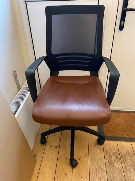 Photo of free Desk chair (Grange CH48) #1