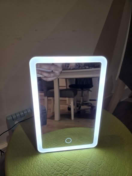Photo of free Mirror with light (W3) #1