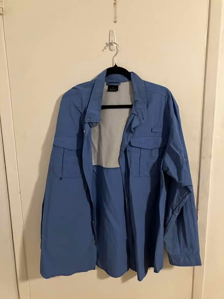 Photo of free blue hiking shirt, large (Fremont-Sundale/28 Palms) #1