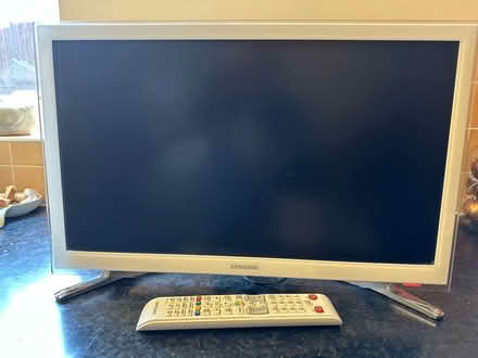 Photo of free Samsung 24” TV (Bromsgrove B60) #1