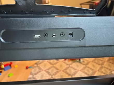 Photo of free Keyboard with stand (Camberwell SE5) #4