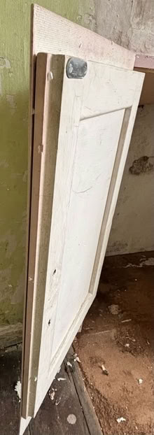 Photo of free Cupboard doors (Chelsfield BR6) #4