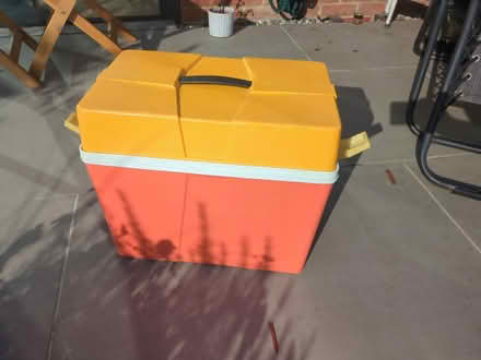 Photo of free 70s ish orange coolbox (Norbiton KT3) #1