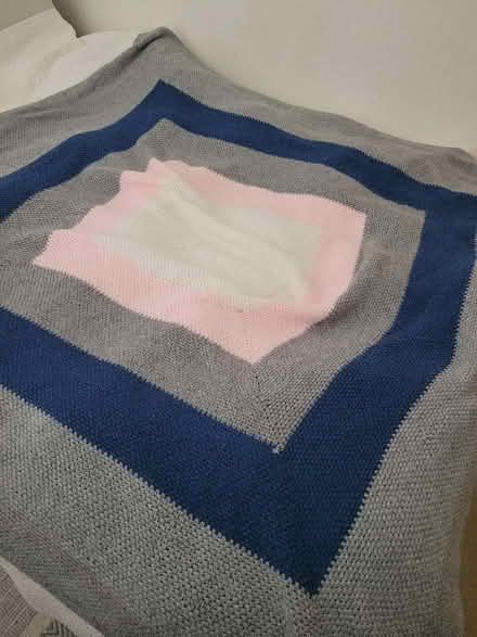 Photo of free Blanket (Bridge of Allan FK9) #3