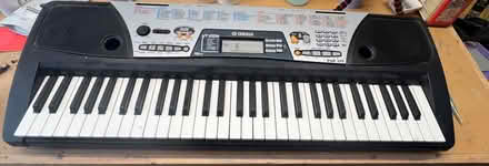 Photo of free Yamaha keyboard (SE6) #1