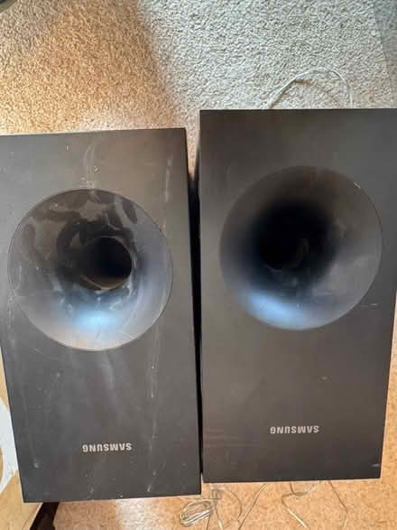 Photo of free Speakers x 2 (Wallington green SM6) #1