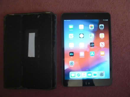 Photo of free Silver iPad Mini 2 32GB (B90 shirley) #1