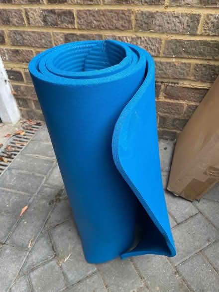 Photo of free Gym/yoga mat (St Stephens AL3) #1