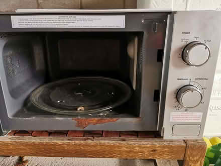 Photo of free Small microwave cooker (Bowston LA8) #2