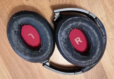 Photo of free Bluetooth headphones KS (Chipping Sodbury BS37) #2