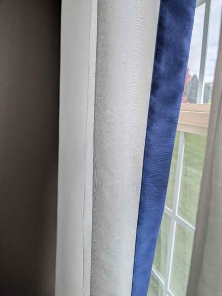 Photo of free curtains (SE Aurora) #2
