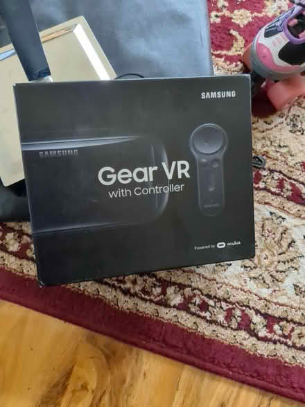 Photo of free Vr set (Gatley SK8) #1