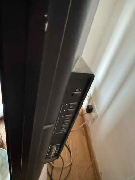 Photo of free Toshiba tv (Wivenhoe CO7) #4