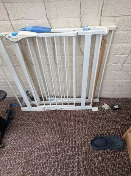 Photo of free 2x baby gates (Heaton Chapel SK4) #1