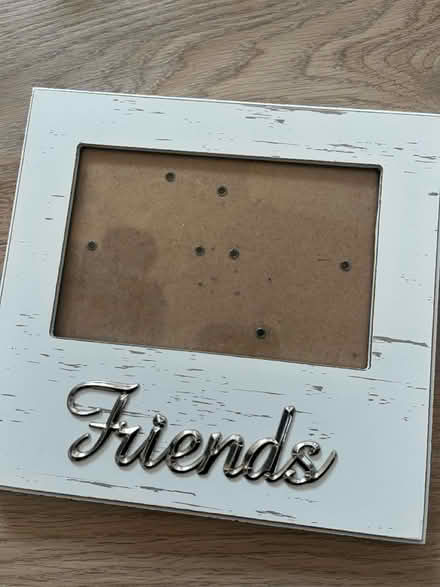 Photo of free 2 picture frames small (BA2) #3