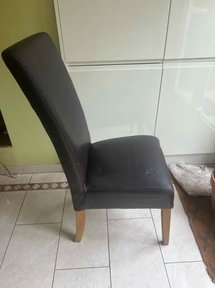 Photo of free Dining room chair (SE6) #2