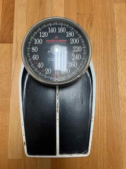 Photo of free Weight Scale (Saratoga Village) #1