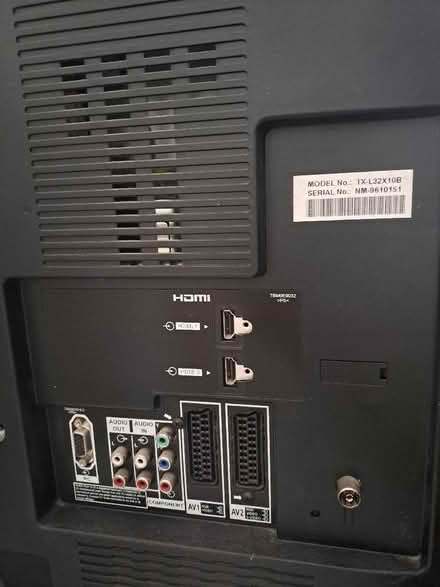 Photo of free Panasonic 32" TV in working order (Harefield SO19) #3