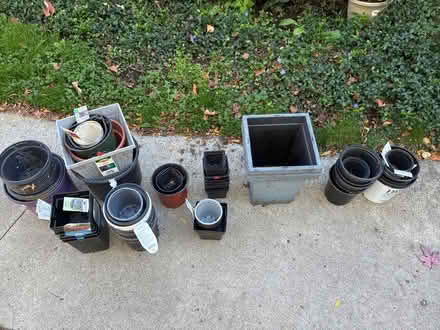 Photo of free Plastic pots (Huntington Woods) #1