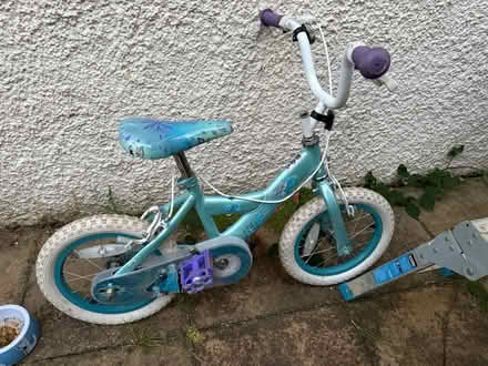 Photo of free Kids Frozen bike (KT18 7ns) #2
