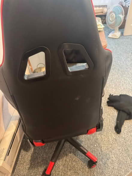 Photo of free Gaming chair (Santa Cruz near mystery spot) #2