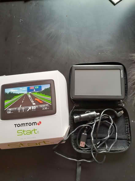 Photo of free TomTom satnav (Baswich ST17) #1