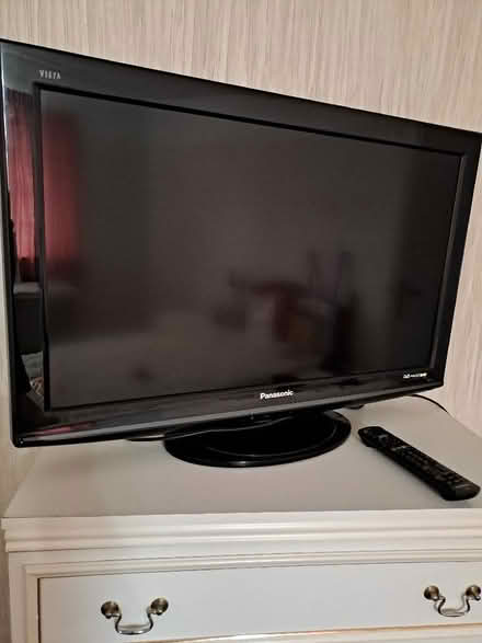 Photo of free Panasonic 32" TV in working order (Harefield SO19) #1