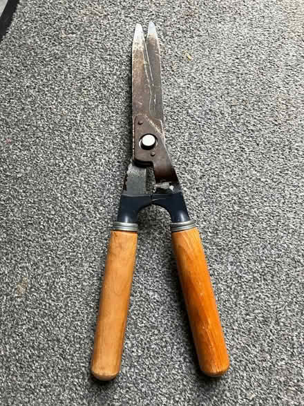 Photo of free Shears (Kings Hill ME19) #1