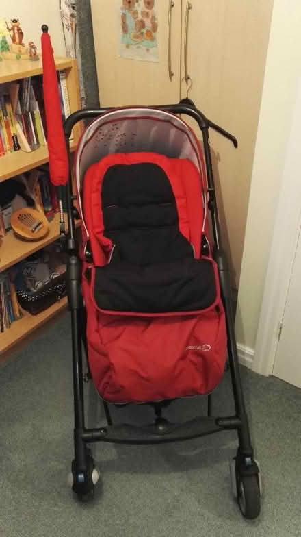 Photo of free Pram, matching cosy toes, raincover, parasol, suitable from (Chorley PR6) #1