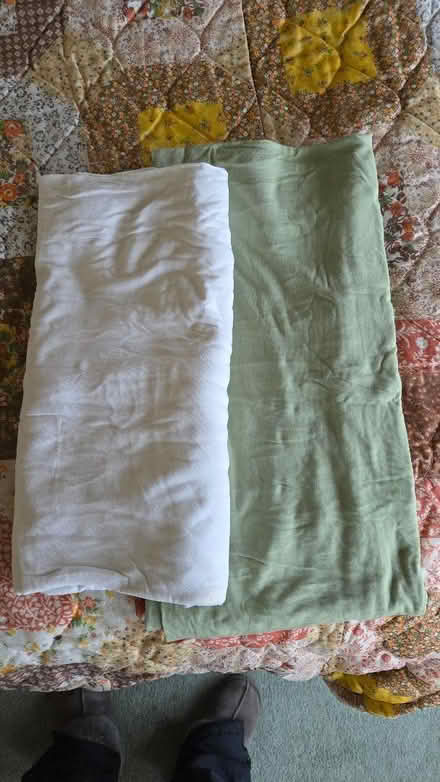 Photo of free 2 twin bed size fitted sheets (south sunnyvale) #1