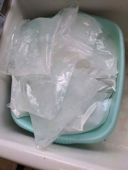Photo of free ice packs (Hartington Road BN2) #1
