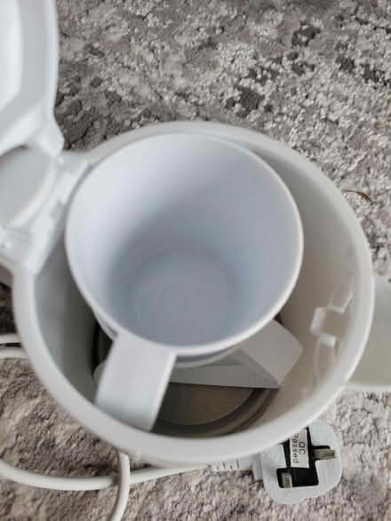 Photo of free Travel Kettle (Springfield WN6) #2