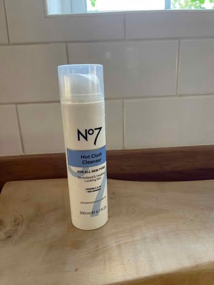 Photo of free No 7 make up remover (Guildford GU1) #1
