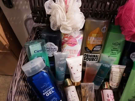 Photo of free Large Hamper Of Mostly Bathroom Toiletries (Vale LA1) #3