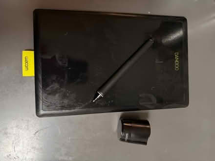 Photo of free Wacom bamboo pen and tablet (BR1) #2