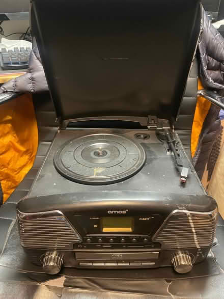 Photo of free Small record player with speakers. (Hivings Hill) (Chesham HP5) #1