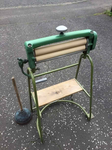 Photo of free Antique mangle 100x50x40 (Barleybank G66) #1