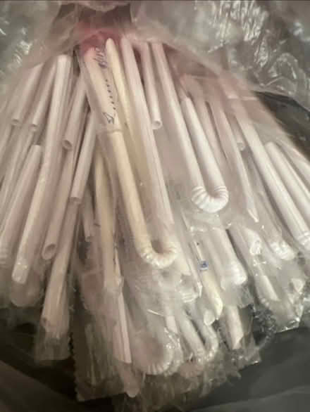 Photo of free Disposable Bendy Straws (KT1 Kingston upon Thames) #1