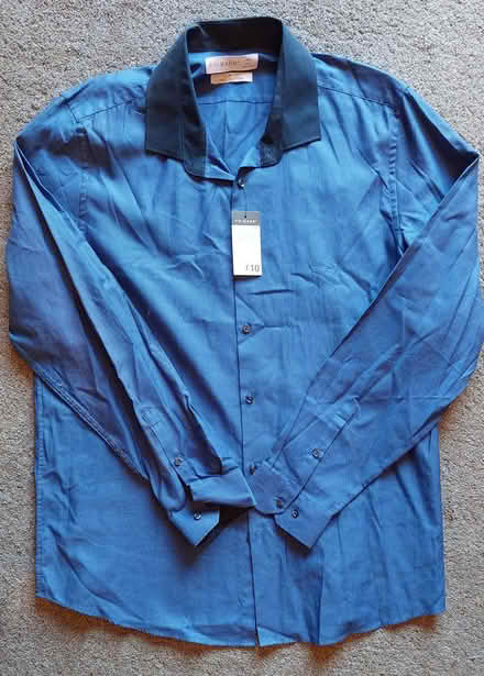 Photo of free Men's shirts 2xl and xl (St Albans Jersey Farm AL4) #2