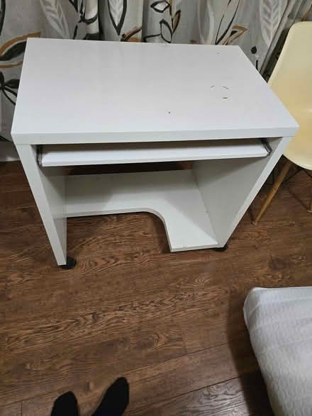Photo of free Reading table (Ox28 1fj) #1