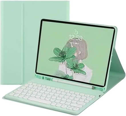 Photo of free ipad case (Chelsea Green SW3) #1