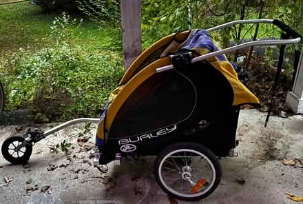 Photo of free Bike trailer / Burley Solo (Falls Church/Mclean area) #2